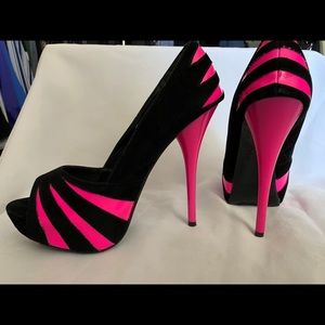 Sheikh - black and neon pink stiletto heels